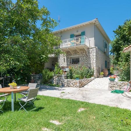 Apartmán Avelia Blue Asprogerakata Exteriér fotografie